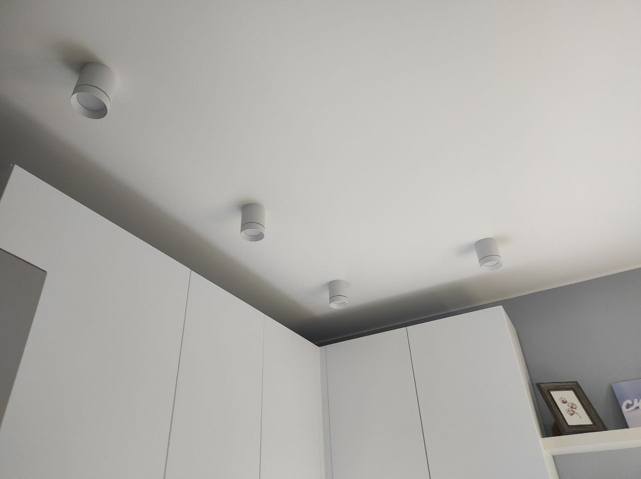 Матовый потолок для кухни