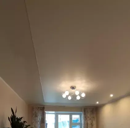 Натяжной потолок в спальню — Сургут, Чехова, 1, фото 1